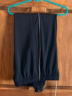 MEN'S XL BLACK UNDER ARMOUR PANTS, PERFORMANCE APPAREL, RN96510